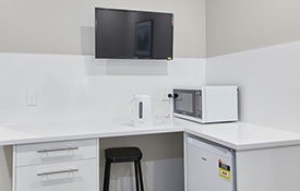 flatscreen TV in all rooms